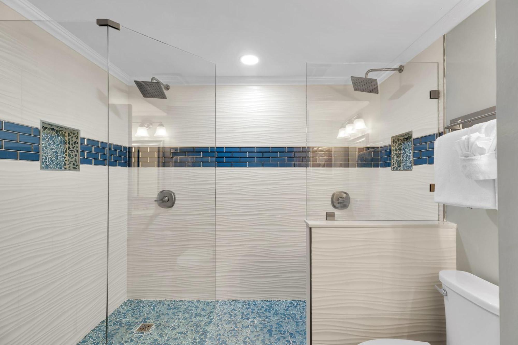 基韋斯特St Kitts - Downtown Waterfront Penthouse Pool Dock Parking别墅 外观 照片