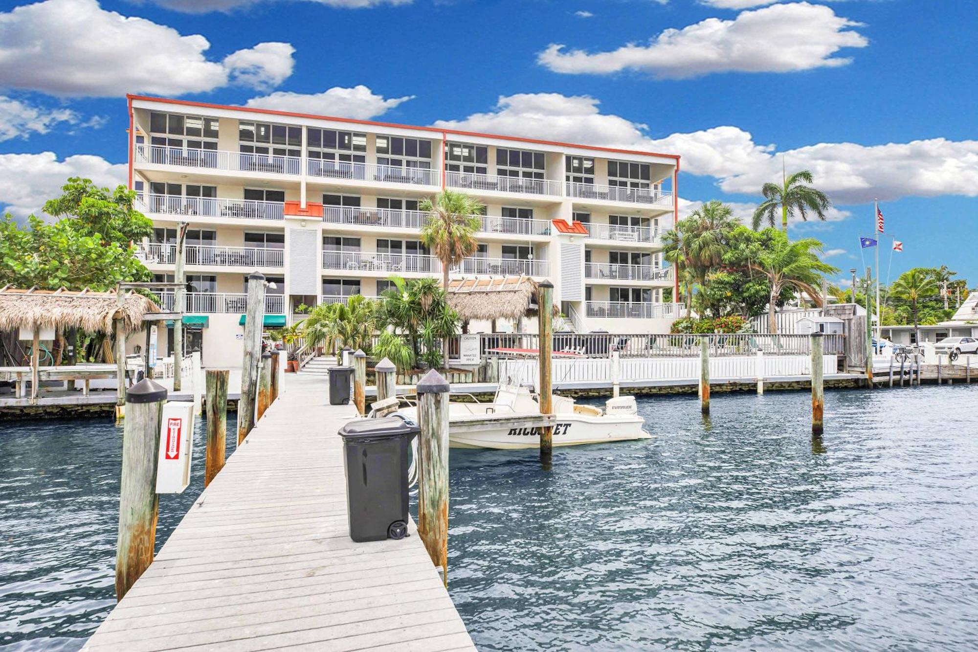 基韋斯特St Kitts - Downtown Waterfront Penthouse Pool Dock Parking别墅 外观 照片